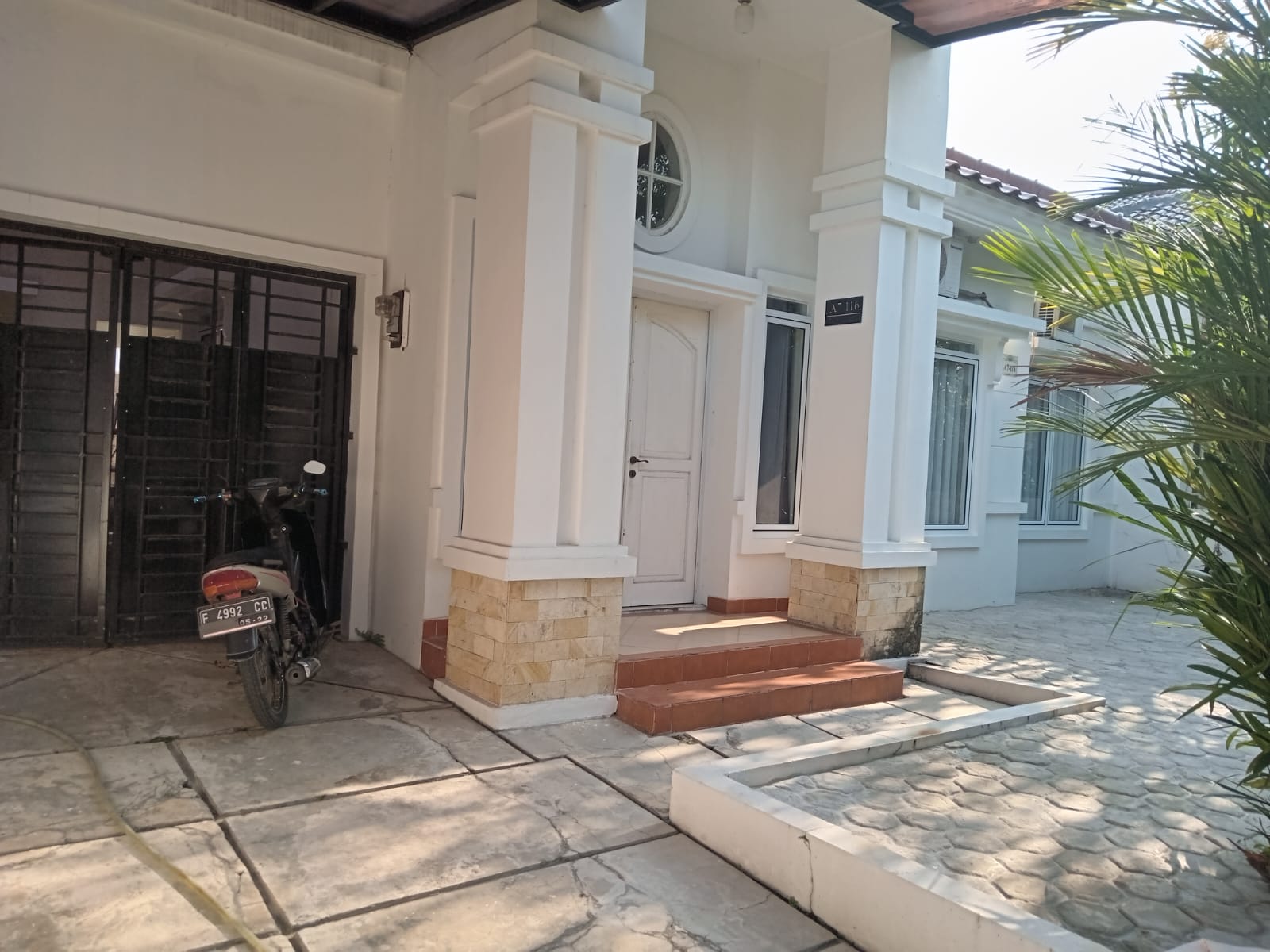 Rumah Disewakan Fully Furnished di Tropikana Residence